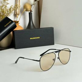 Picture of Balenciga Sunglasses _SKUfw54044932fw